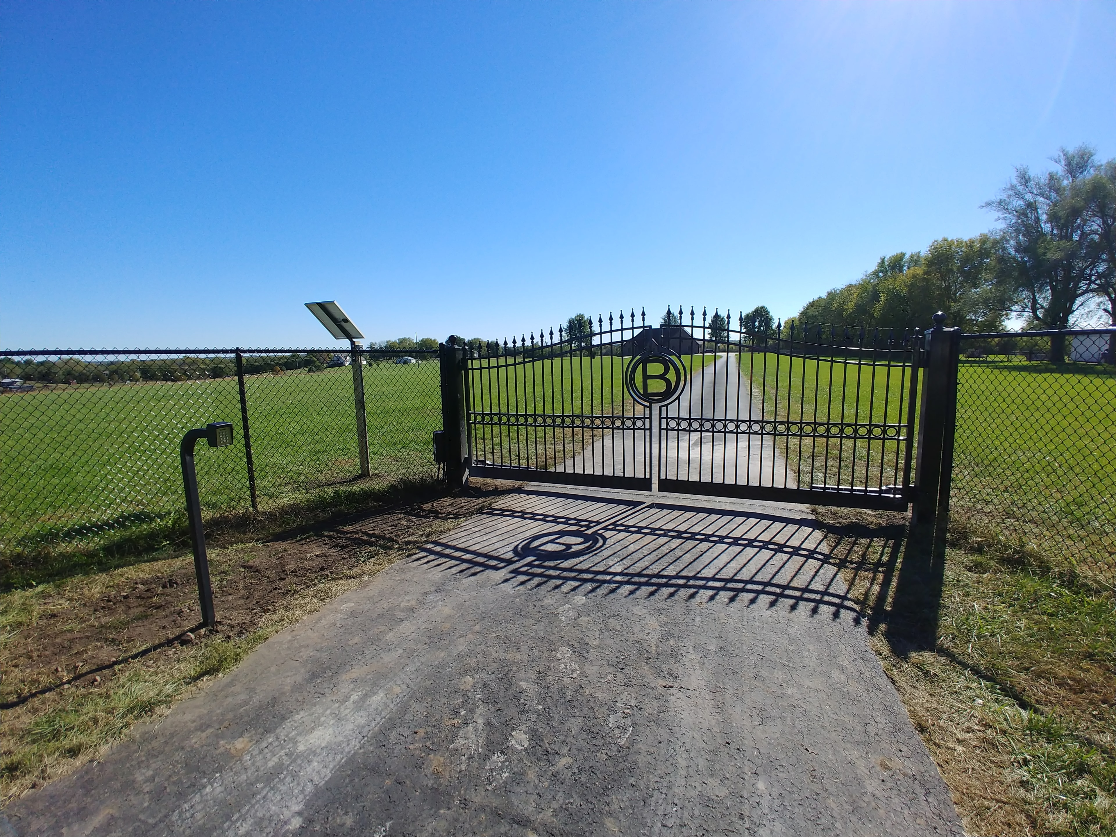 Solar-Powered Dual-Swing Gate